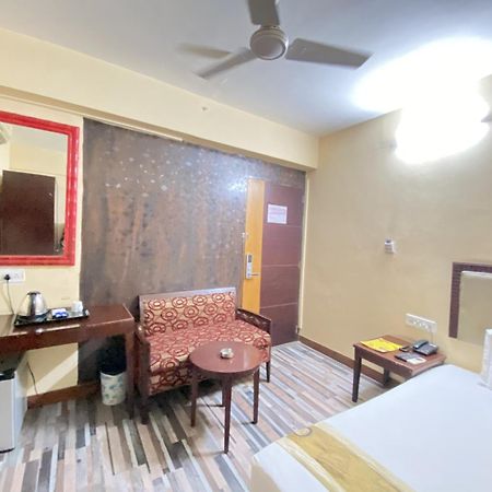 Astoria Hotel Καλκούτα Εξωτερικό φωτογραφία