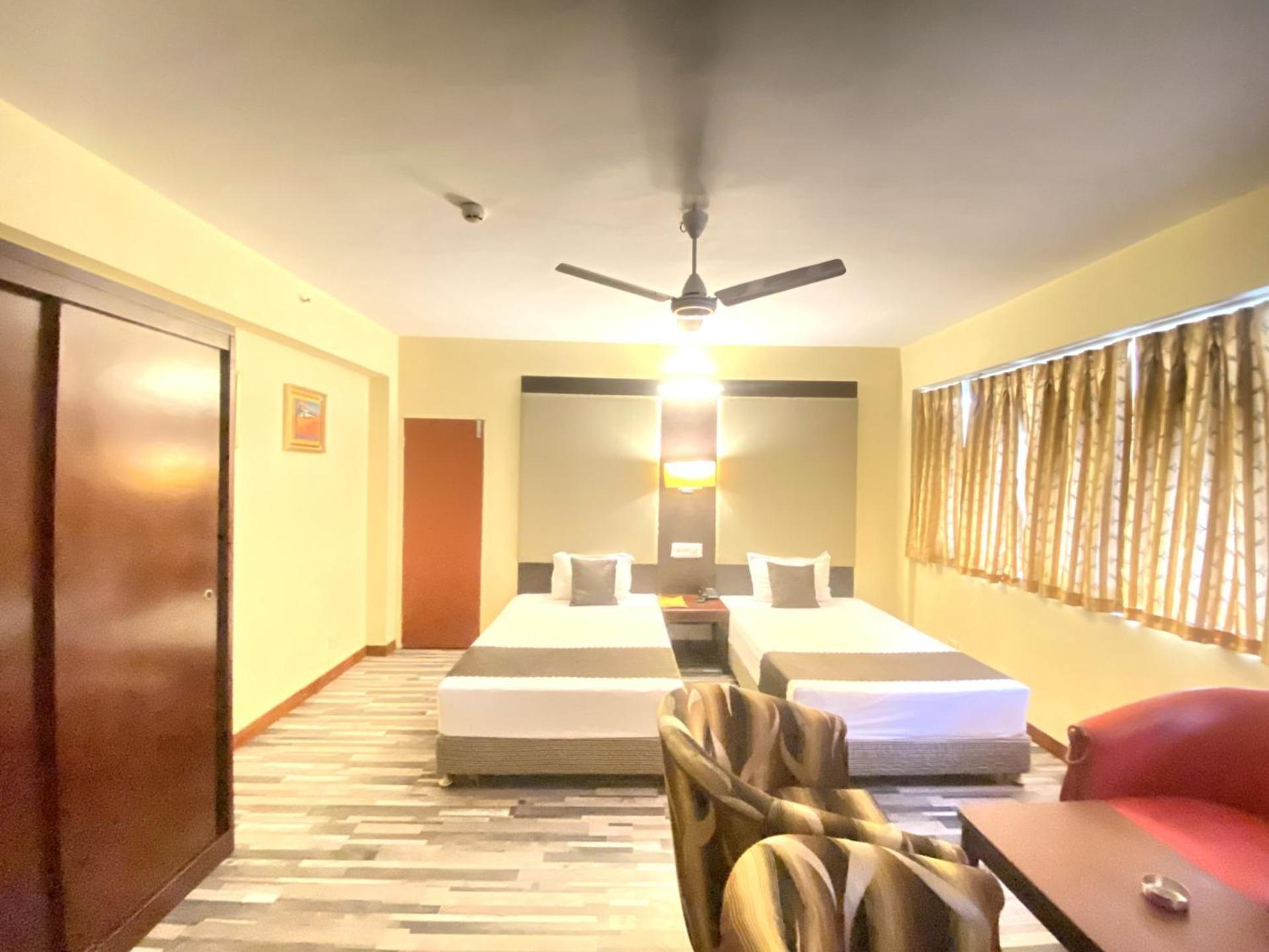 Astoria Hotel Καλκούτα Εξωτερικό φωτογραφία