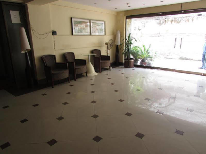 Astoria Hotel Καλκούτα Εξωτερικό φωτογραφία