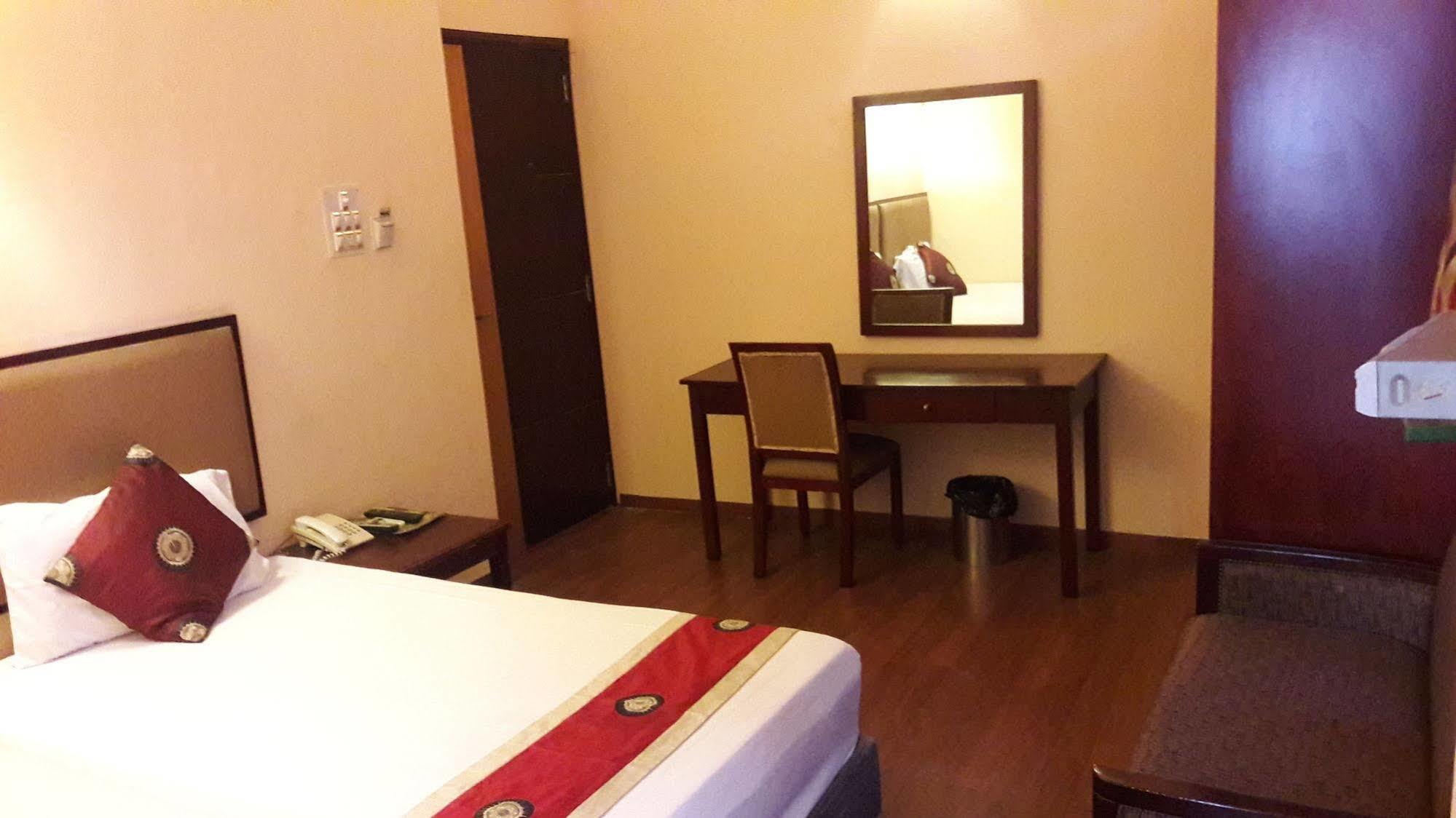 Astoria Hotel Καλκούτα Εξωτερικό φωτογραφία