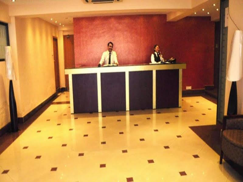 Astoria Hotel Καλκούτα Εξωτερικό φωτογραφία
